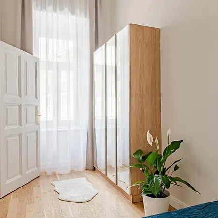 Kr16 - Hostaid Apartamento Budapeste